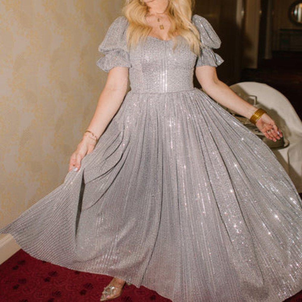 Ivy City Co - Clara Dress In Gunmetal Sequins NWT